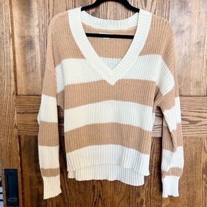 🤎AE🤎 Striped V-Neck Knit Sweater in Cream and Tan